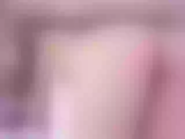 Live sex webcam photo for EinnyMure #289256047