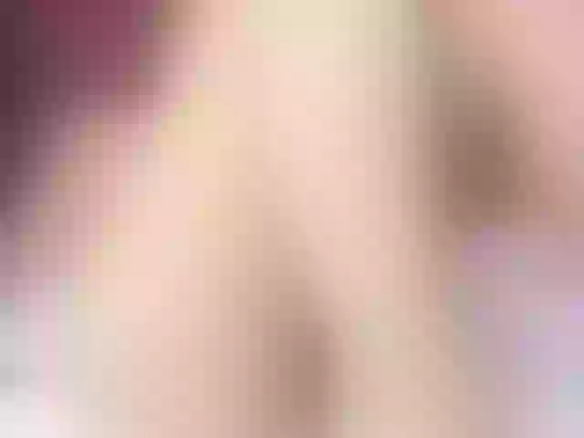 Live sex webcam photo for EinnyMure #289356385