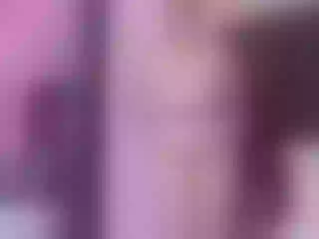 Live sex webcam photo for EinnyMure #289452422