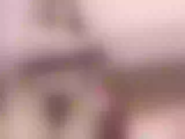 Live sex webcam photo for EinnyMure #289835370