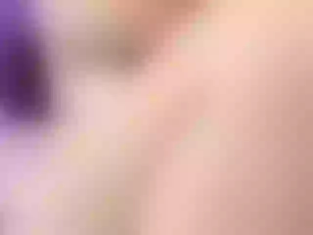 Live sex webcam photo for EinnyMure #290151237