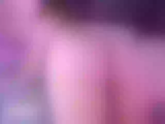 Live sex webcam photo for EinnyMure #290547192