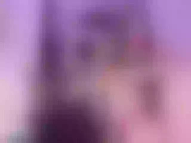 Live sex webcam photo for EinnyMure #290660088