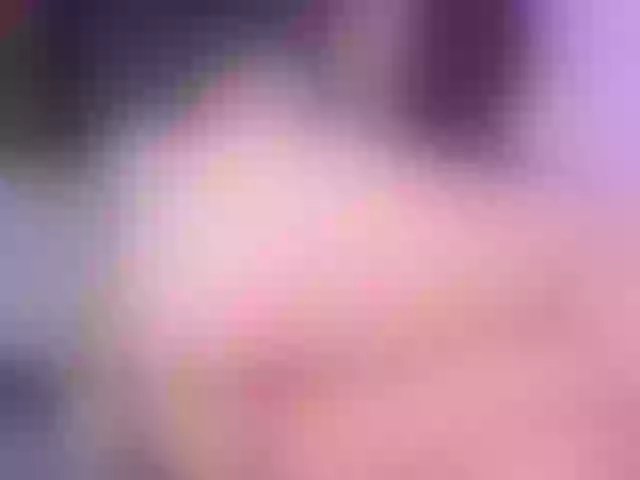 Live sex webcam photo for EinnyMure #291376156