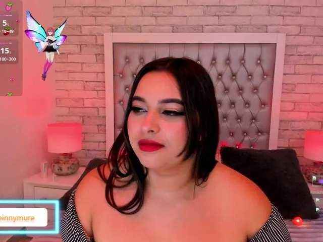 Live sex webcam photo for EinnyMure #291674379
