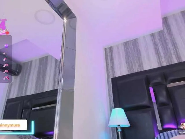 Live sex webcam photo for EinnyMure #291763006