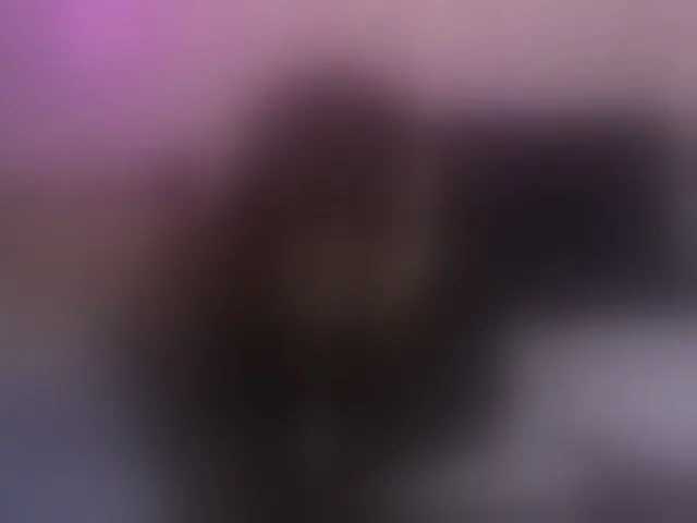 Live sex webcam photo for EinnyMure #291977538