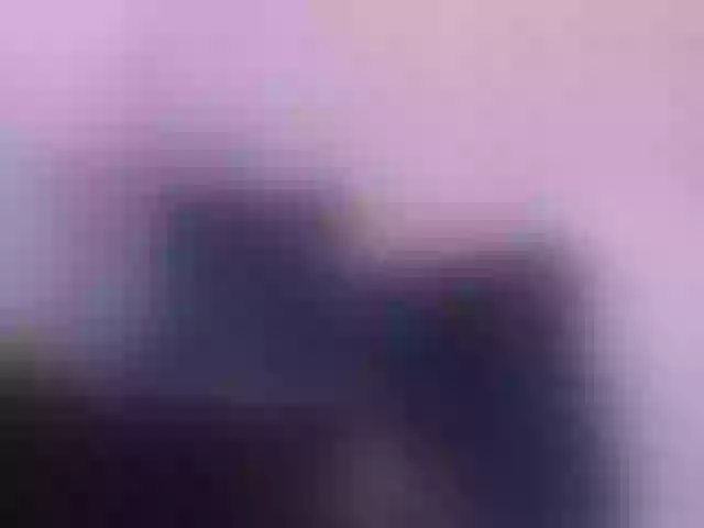 Live sex webcam photo for EinnyMure #292053939
