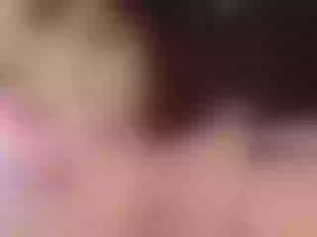 Live sex webcam photo for EinnyMure #292083393