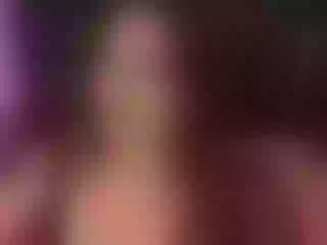 Live sex webcam photo for EinnyMure #292092535