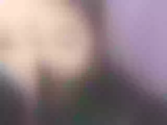 Live sex webcam photo for EinnyMure #292178208