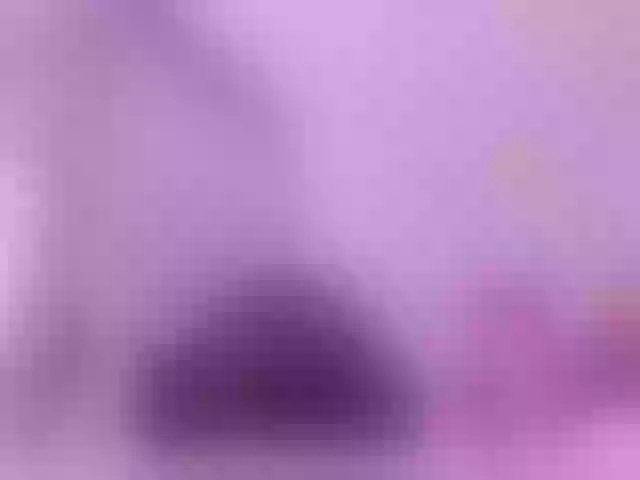 Live sex webcam photo for EinnyMure #292183249