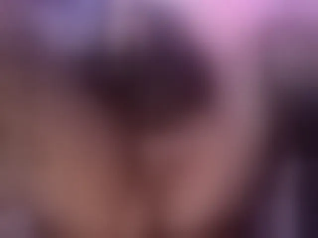 Live sex webcam photo for EinnyMure #292338731