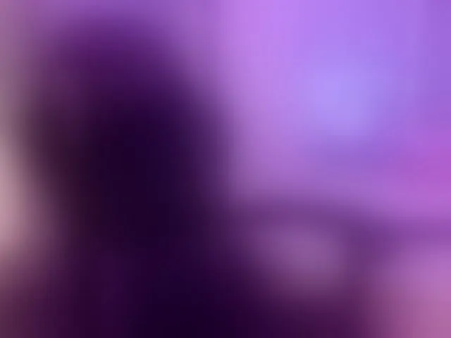 Live sex webcam photo for EinnyMure #292769560