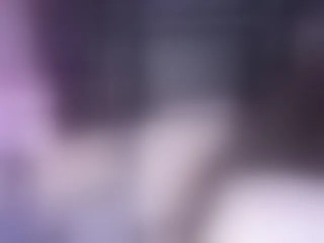 Live sex webcam photo for EinnyMure #293065529