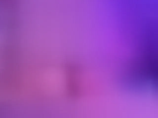 Live sex webcam photo for EinnyMure #293089706