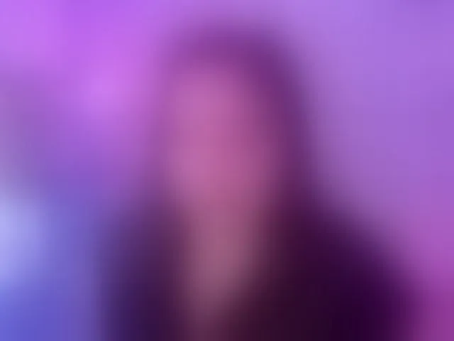Live sex webcam photo for EinnyMure #293129105