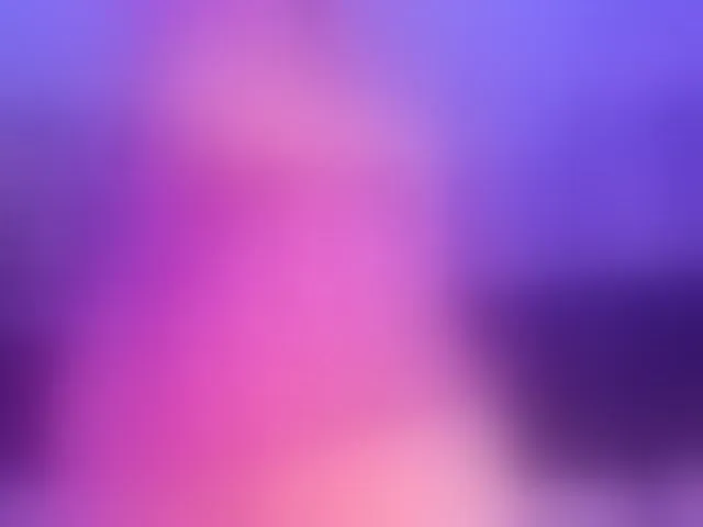 Live sex webcam photo for EinnyMure #293150939