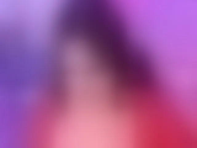 Live sex webcam photo for EinnyMure #293182398