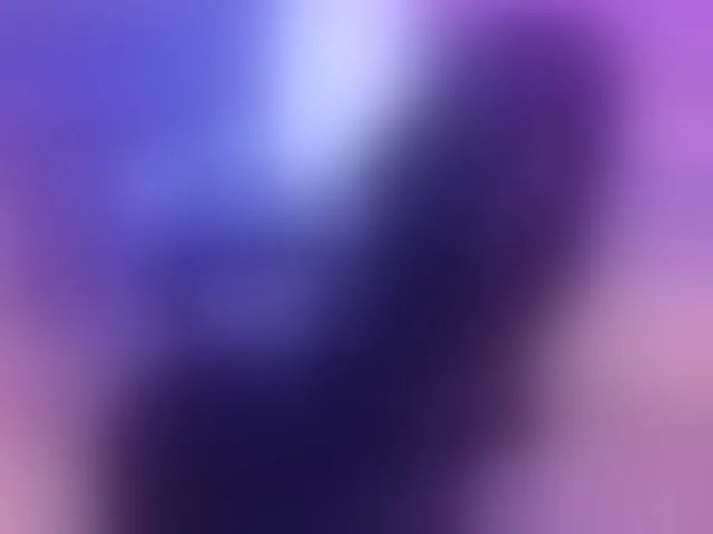 Live sex webcam photo for EinnyMure #293184420