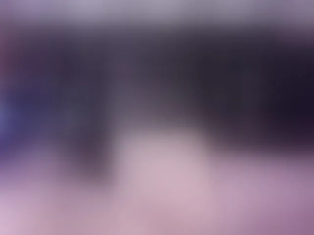 Live sex webcam photo for EinnyMure #293286386