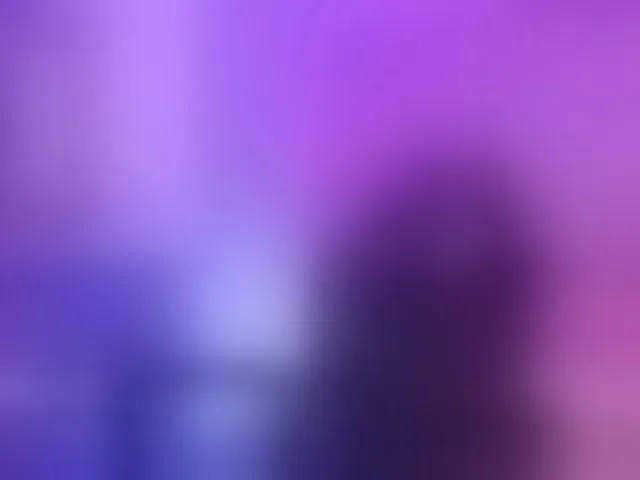 Live sex webcam photo for EinnyMure #293395665