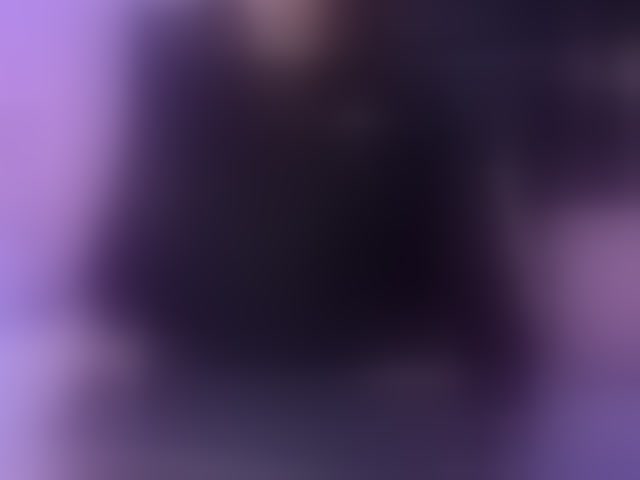 Live sex webcam photo for EinnyMure #293726307