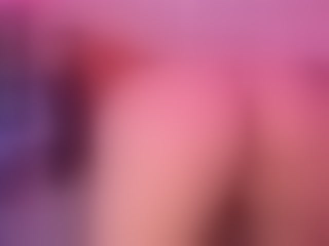 Live sex webcam photo for EinnyMure #294072161