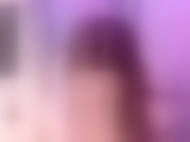 Live sex webcam photo for EinnyMure #294174522