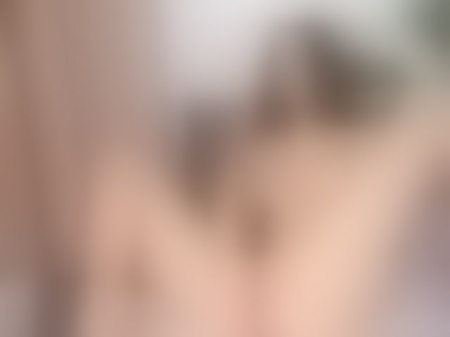 Live sex webcam photo for Eire-Spencer #293623879