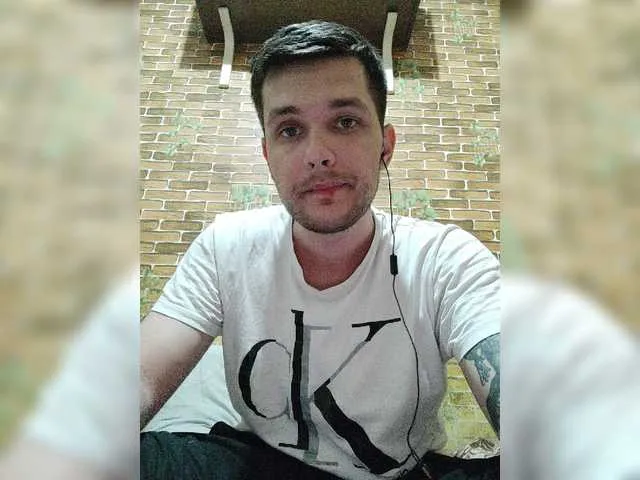 Live sex webcam photo for EiusBellator #276213773