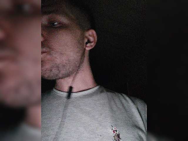 Live sex webcam photo for EiusBellator #276316095