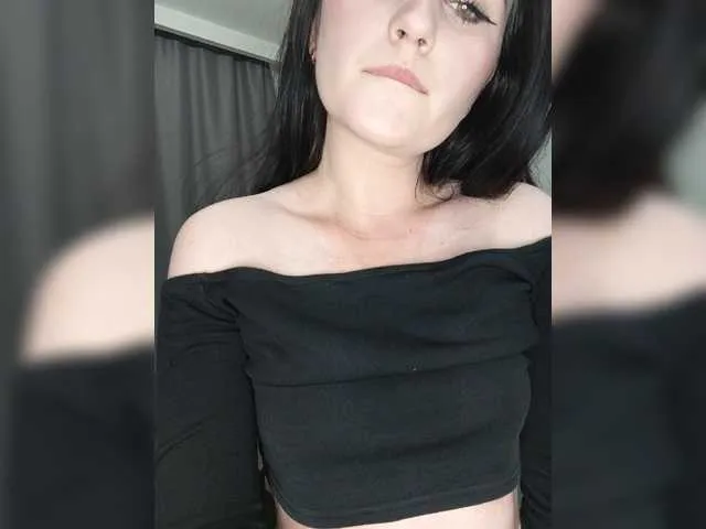 Live sex webcam photo for EkateRriga #275719014