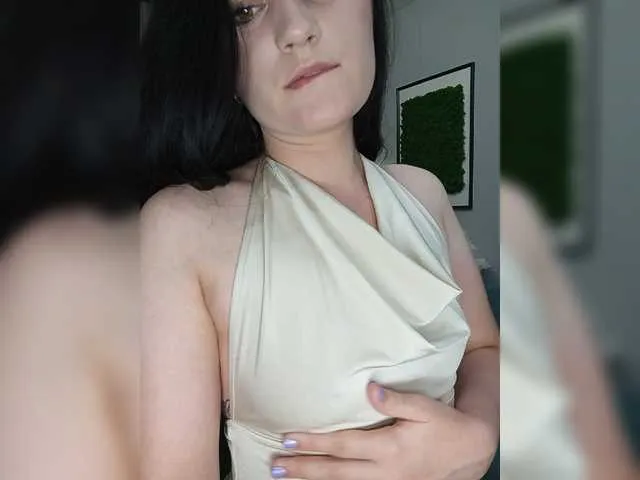 Live sex webcam photo for EkateRriga #275971117