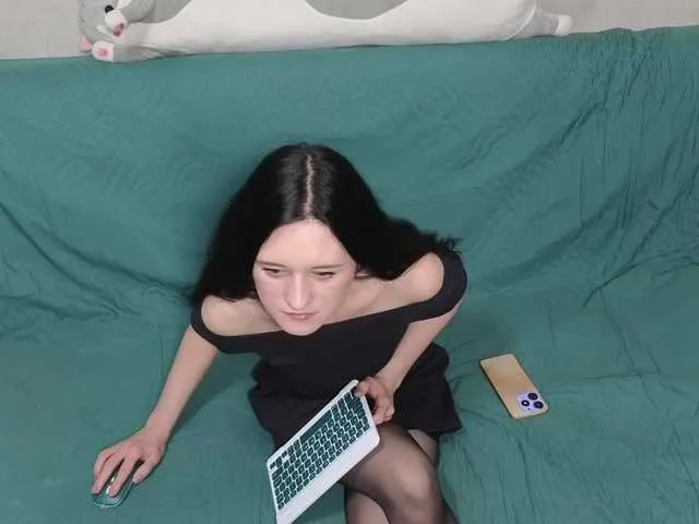 Live sex webcam photo for EkateRriga #292024034