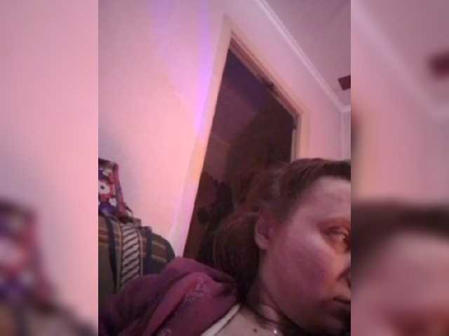 Live sex webcam photo for EksaCake #277437922