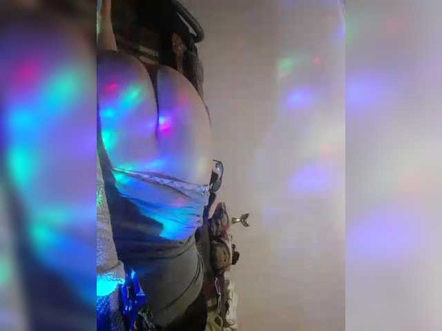 Live sex webcam photo for EksaCake #278310924