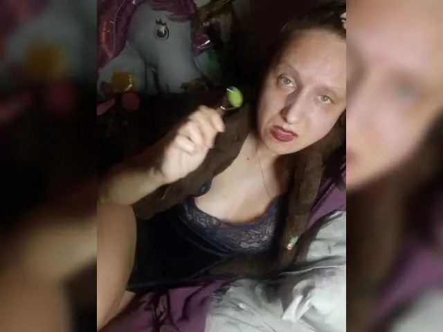 Live sex webcam photo for EksaCake #290367981