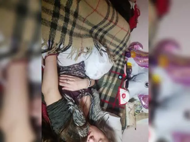 Live sex webcam photo for EksaCake #290446813