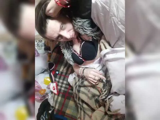 Live sex webcam photo for EksaCake #290491870