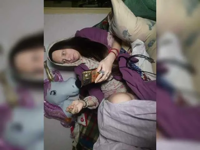 Live sex webcam photo for EksaCake #290754556