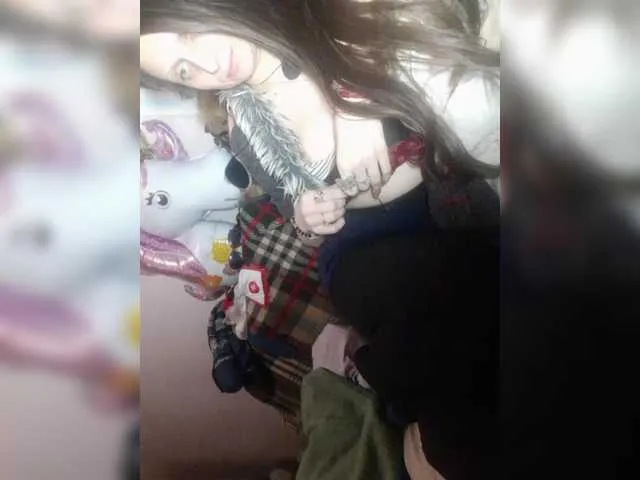 Live sex webcam photo for EksaCake #290792534