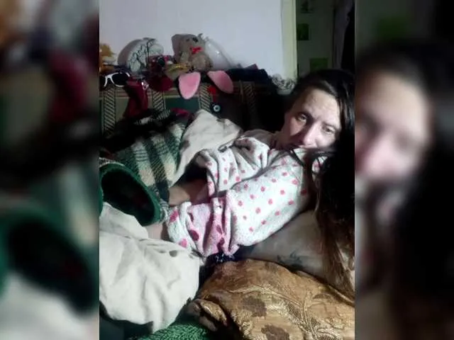 Live sex webcam photo for EksaCake #292195515