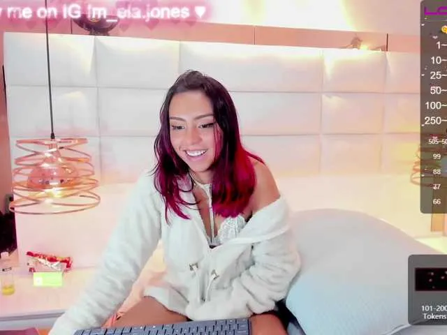 Live sex webcam photo for Ela-Jones #272555285