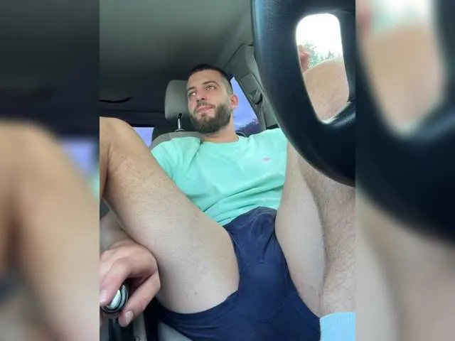 Live sex webcam photo for Elchapoguzman95 #292018629