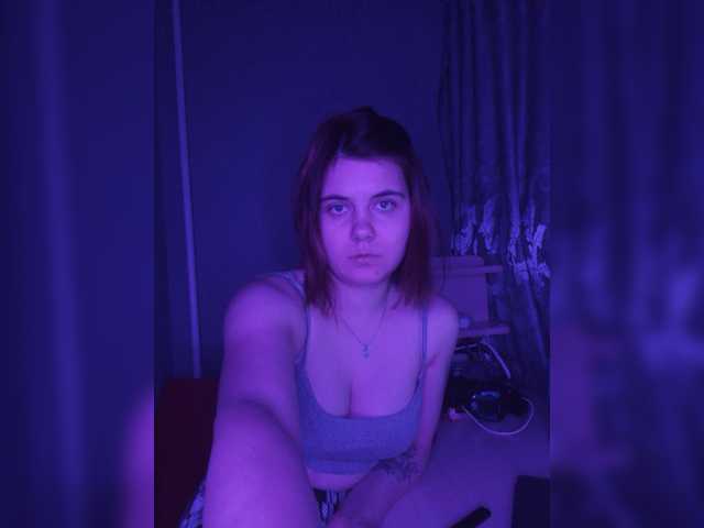 Live sex webcam photo for EleanorFire #272243504