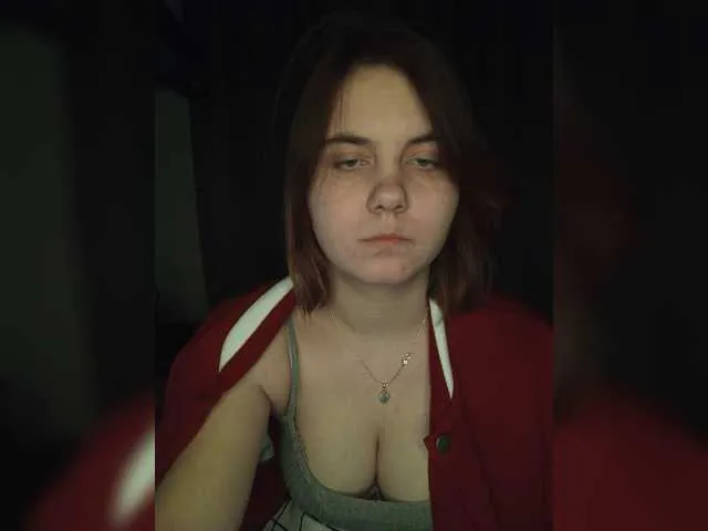 Live sex webcam photo for EleanorFire #272259822