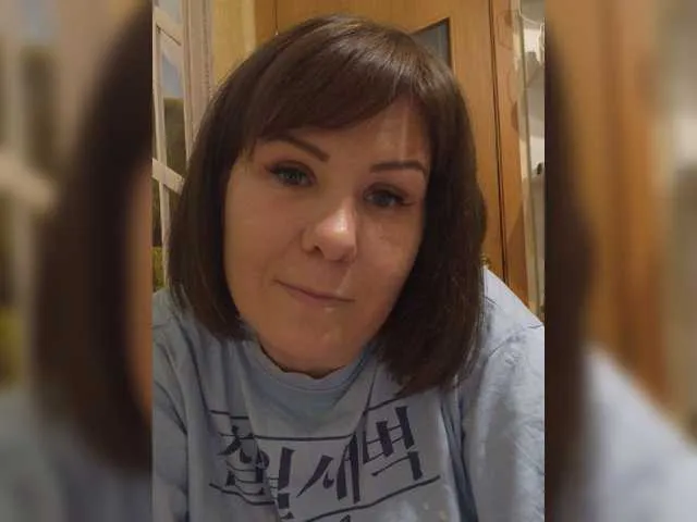 Live sex webcam photo for ElegantLady77 #274260402