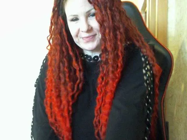 Live sex webcam photo for ElegantLady77 #275497842