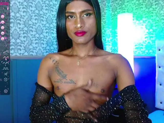 Live sex webcam photo for ElektraQueen #275708728